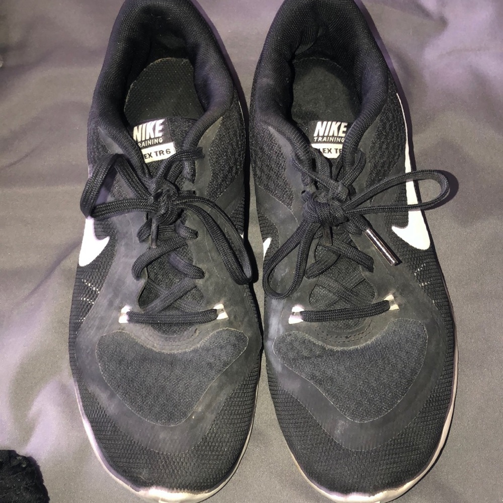 Nike shoes 5/$40